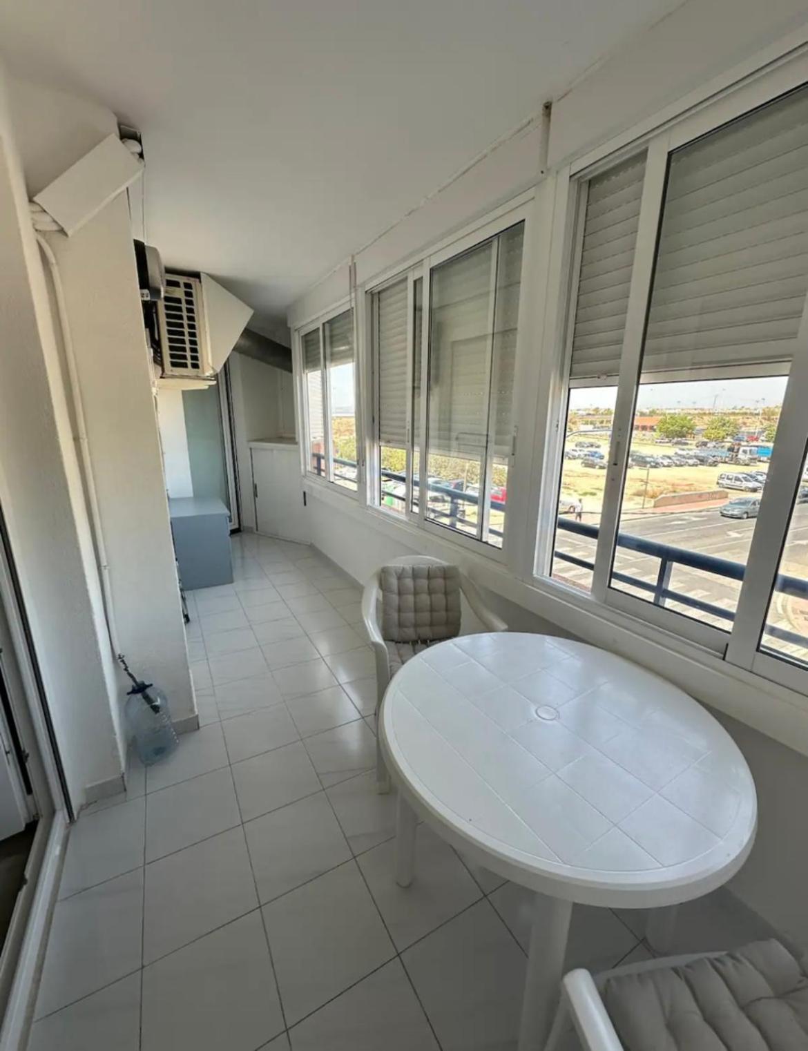 Marina Lägenhet Torrevieja Exteriör bild